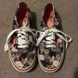 Vans off the wall cat pattern tennis shoes